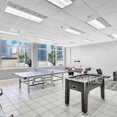 Luxurious Private Unit With Parking Apartman Miami Kültér fotó