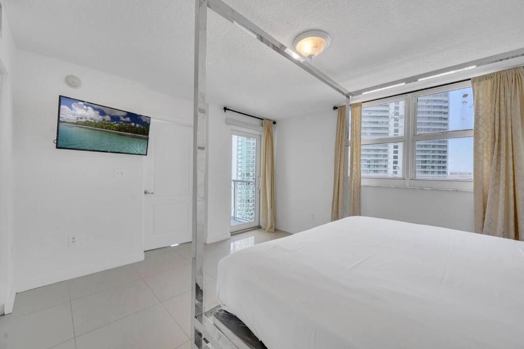Luxurious Private Unit With Parking Apartman Miami Kültér fotó