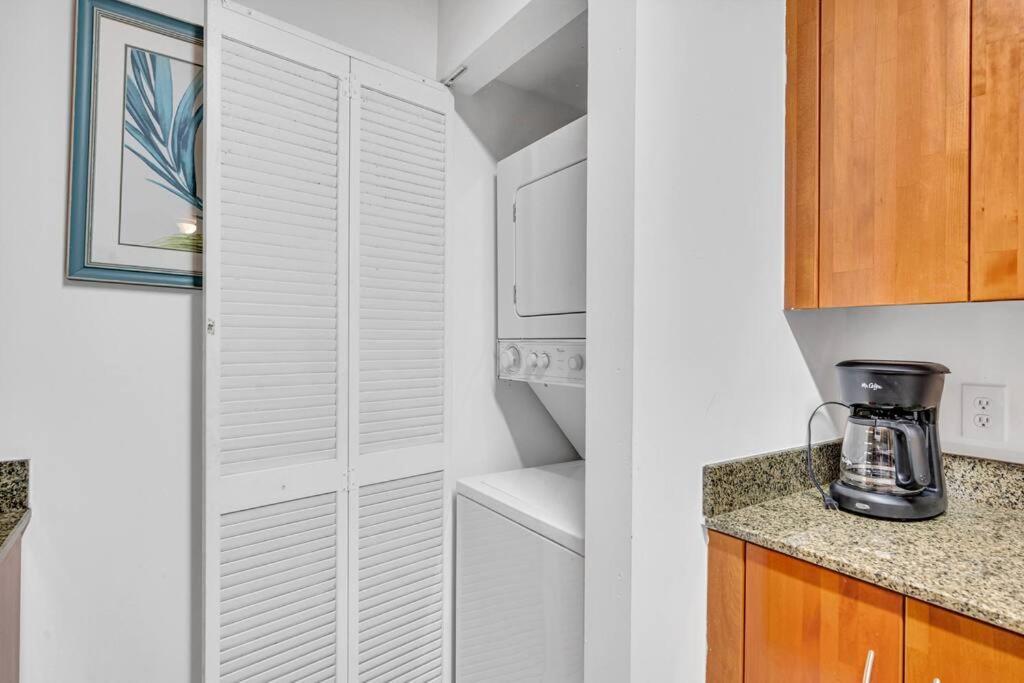 Luxurious Private Unit With Parking Apartman Miami Kültér fotó